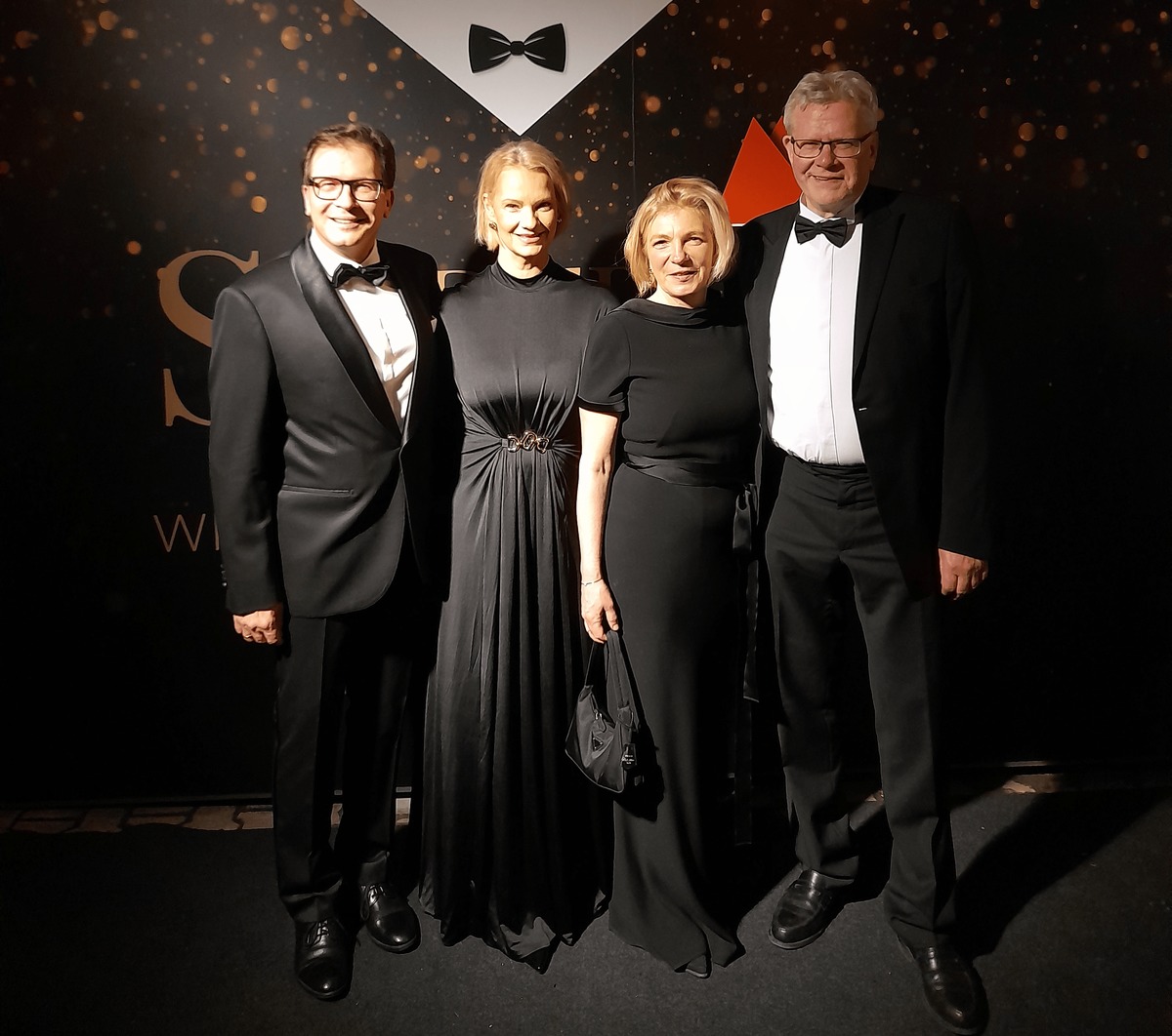 MdL Franc Dierl mit Ehefrau Barbara sowie Oberbrgermeister Thomas Ebersberger mit Ehefrau Stefanie Hellbach.
